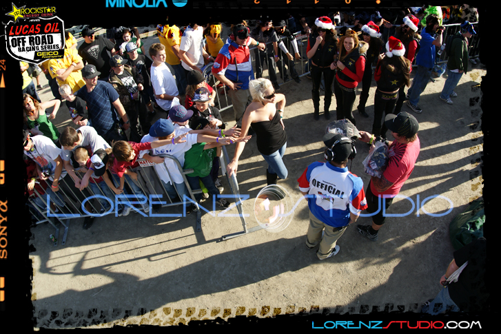 DSC06373LOORRSCCN.jpg - SONY DSC