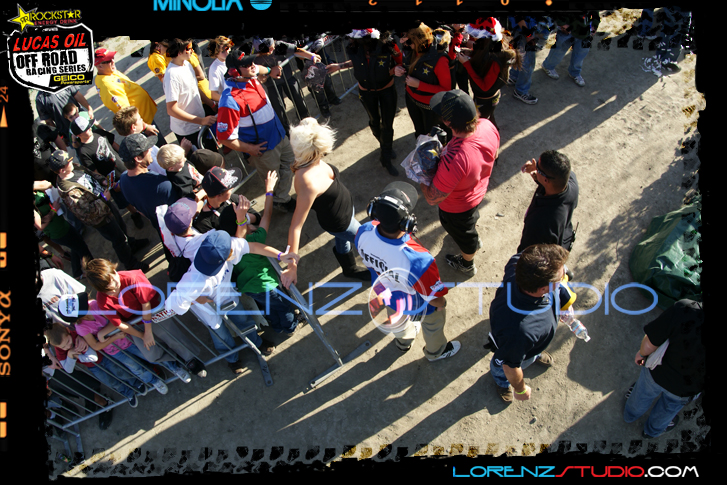 DSC06376LOORRSCCN.jpg - SONY DSC